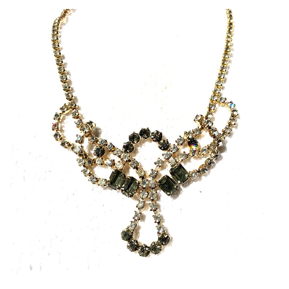 Lia Sophia necklace